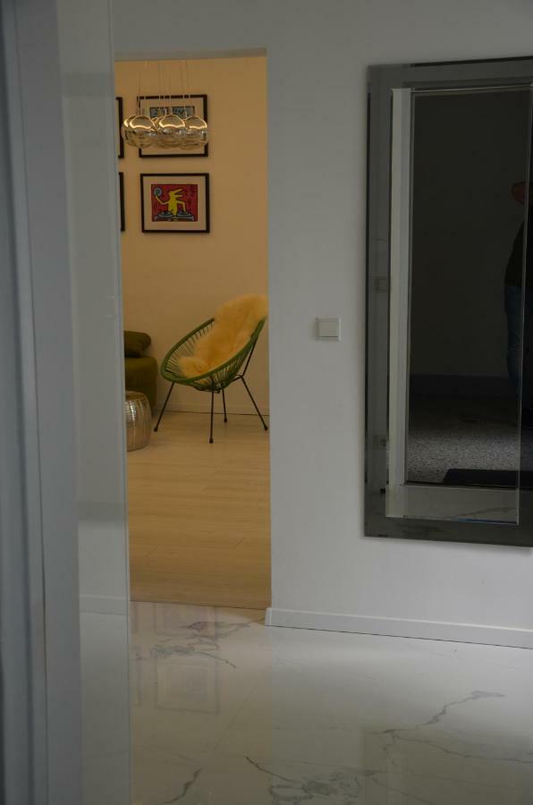Modern City Apt, Next To Metro Viyana Dış mekan fotoğraf